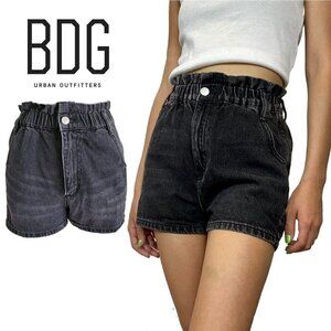 BDG Pull-On High Waisted Mom Short Black Denim Size XS